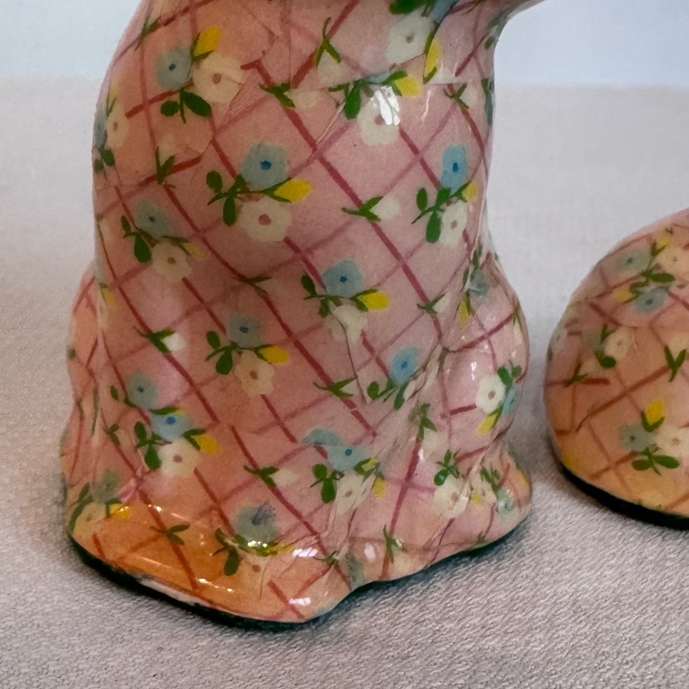 Miniature cat figurines with floral chintz decoupage pattern - Picture 5 of 7
